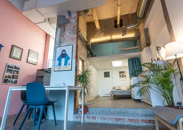 Real Loft In Warsaw Center - 1Gbit Wifi, Netflix, And Coffee