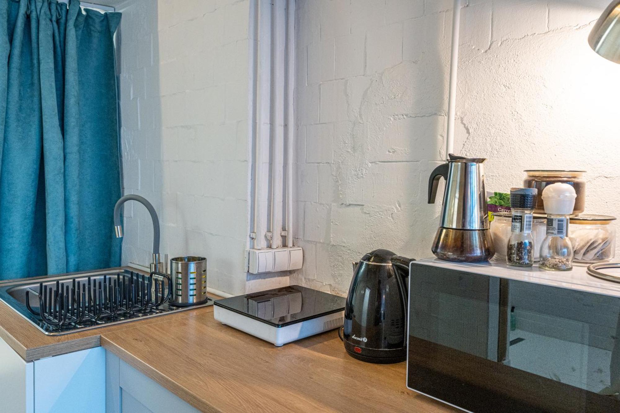 Real Loft In Center - 1gbit Wifi, Netflix, And Coffee